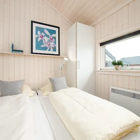 Appartement Erstaunliches Kuestenchalet Mit Sauna *