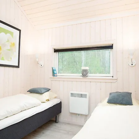 Erstaunliches Kuestenchalet Mit Sauna * Großenbrode