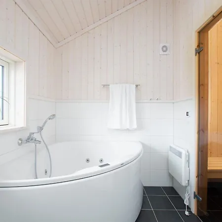 Appartement Erstaunliches Kuestenchalet Mit Sauna Großenbrode